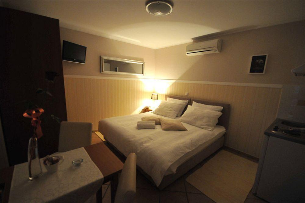 Apartments & Rooms Buble تروغير المظهر الخارجي الصورة
