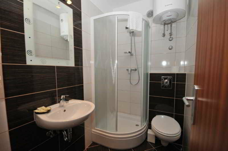 Apartments & Rooms Buble تروغير المظهر الخارجي الصورة